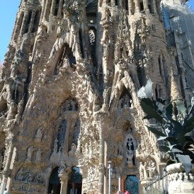 BASILICA DE LA SAGRADA FAMILIA (The Holy Family).