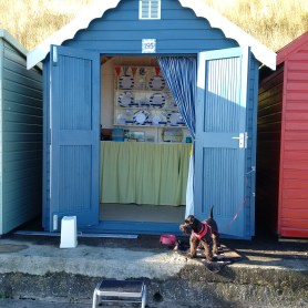 Beach Hut!!