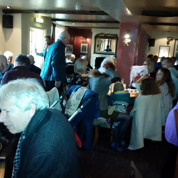 all-ages-pub-on-christmas-day